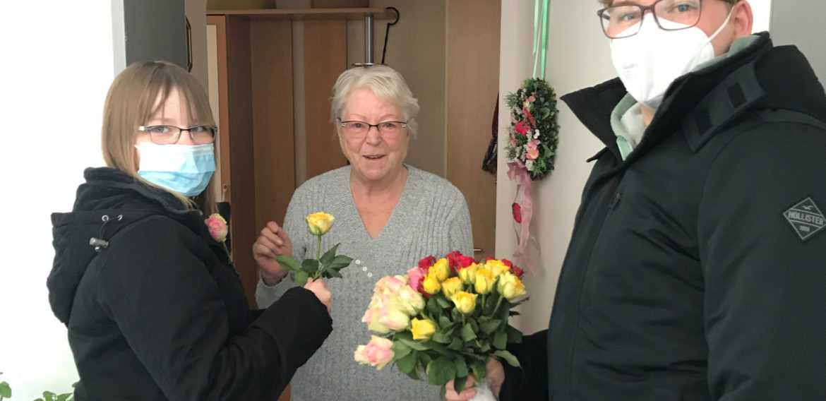 JC Haidemühl | Eine Rose zum Internationalen Frauentag